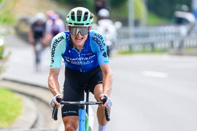 Tour de Suisse 2025 Stage 7 EMMETTEN, SWITZERLAND - JUNE 21 : Gall Felix (GER) of Decathlon AG2R La Mondiale Team alone up front during stage 7 of the 88th edition of Tour de Suisse an UCI World Tour 2.UWT cycling road race stage for Men Elite of 207.3 km with start in Neuhausen am Rheinfall and finish in Emmetten on June 21, 2025 in Emmetten, Switzerland, 21 06 2025 ( Motordriver Kenny Verfaillie - Emmetten Switzerland  Copyright: xVincentxKalutx