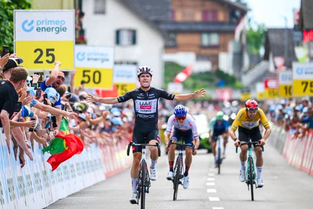 Tour de Suisse 2025 Stage 7 EMMETTEN, SWITZERLAND - JUNE 21 : Almeida Joao (POR) of UAE Team Emirates - XRG celebrating his victory during stage 7 of the 88th edition of Tour de Suisse an UCI World Tour 2.UWT cycling road race stage for Men Elite of 207.3 km with start in Neuhausen am Rheinfall and finish in Emmetten on June 21, 2025 in Emmetten, Switzerland, 21 06 2025 ( Motordriver Kenny Verfaillie - Emmetten Switzerland  Copyright: xVincentxKalutx