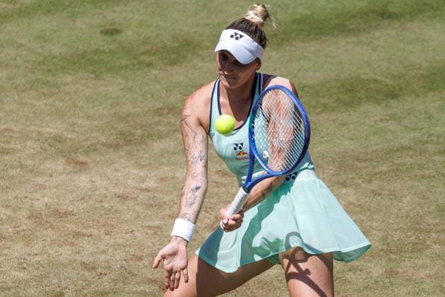 21.06.2025 Tennis: WTA, Tennis Damen Tour- Berlin, Einzel, Damen, Halbfinale, Marketa Vondrousova (CZE) - Samsonova (Russland), Steffi-Graf-Stadion. Marketa Vondrousova retourniert einen Ball. Tennis: WTA-Tour- Berlin