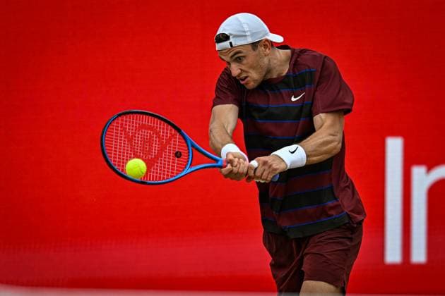 21st June 2025; HSBC Championships, Queens Club, West Kensington, London, England: HSBC Mens Championships Queens Club, Day 6; Jack Draper (GBR) hits a backhand in his semi final match against Jiri Lehecka (CZE)  ActionPlus12803571 GodfreyxPitt