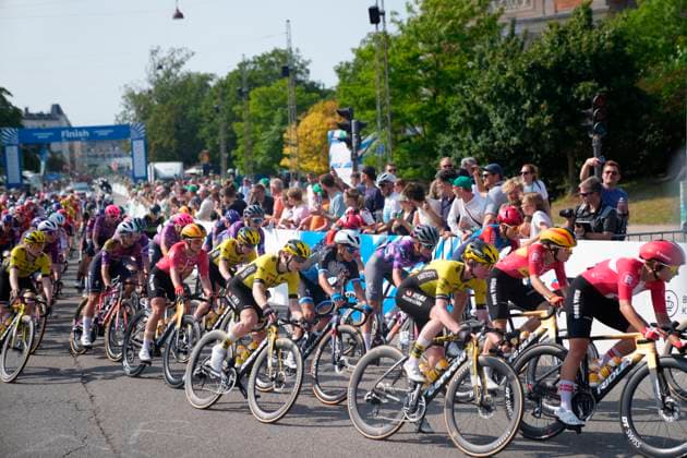 Cycling: Copenhagen Sprint - Womens Race The peleton passes the finish area first time during the women s Cycling World Tour race Copenhagen Sprint starting in Roskilde and finishing in Copenhagen, Denmark, Saturday June 21, 2025. (Photo: Ida Marie Odgaard Scanpix 2025) , Roskilde-Copenhagen Denmark Copyright: IdaxMariexOdgaardx spdk20250621-163049-L