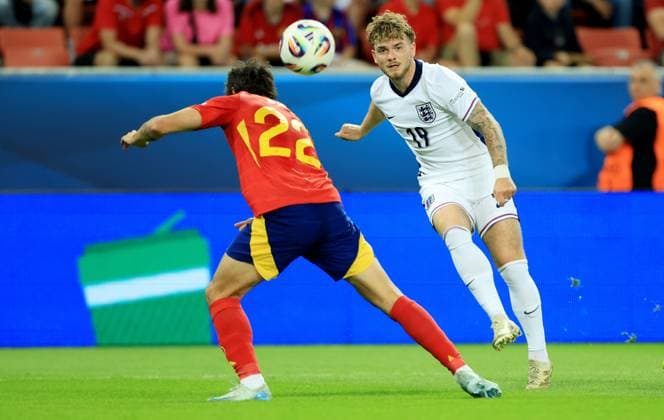 Harvey Elliott of England. Spain U21, U 21 v England U21, UEFA U21 Championship, Quarter-final, Stadion Antona Malatinskeho, Slovakia - 21 Jun 2025  Copyright: xNikolaxKrstic Shutterstockx 15367881cc