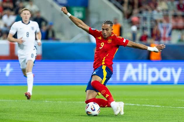 UEFA U21, U 21 Europameisterschaft, Viertelfinale: Spanien - England; 21.06.2025 Mateo Joseph (Spanien, 9) bei der UEFA U21-Europameisterschaft im Viertelfinalspiel zwischen Spanien - England, am 21.06.2025, Anton Malatinsky Stadium, Trnava, Slowakei Copyright: xBEAUTIFULxSPORTS Meuselx