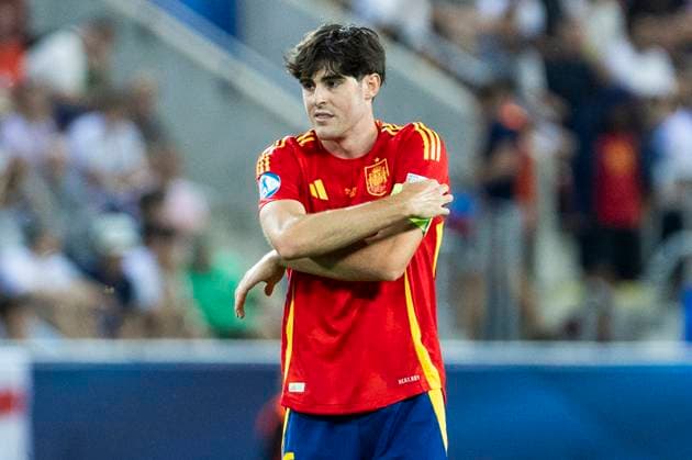 UEFA U21, U 21 Europameisterschaft, Viertelfinale: Spanien - England; 21.06.2025 Javi Guerra (Spanien, 6) bei der UEFA U21-Europameisterschaft im Viertelfinalspiel zwischen Spanien - England, am 21.06.2025, Anton Malatinsky Stadium, Trnava, Slowakei Copyright: xBEAUTIFULxSPORTS Meuselx