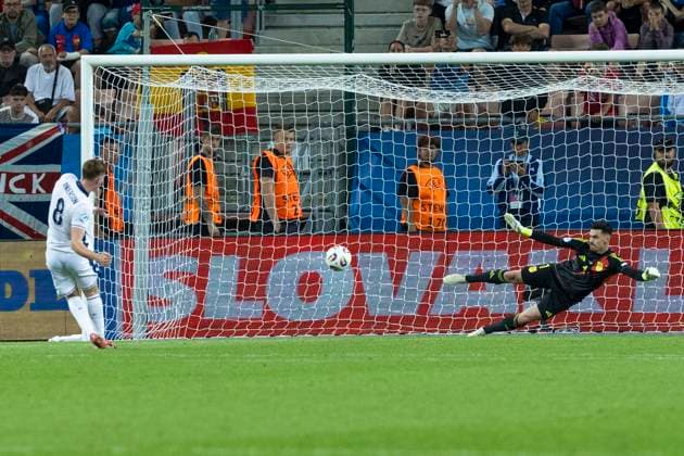 UEFA U21, U 21 Europameisterschaft, Viertelfinale: Spanien - England; 21.06.2025 Elliot Anderson (England, 8) erzielt das Tor zum 3:1 Endstand bei der UEFA U21-Europameisterschaft im Viertelfinalspiel zwischen Spanien - England, am 21.06.2025, Anton Malatinsky Stadium, Trnava, Slowakei Copyright: xBEAUTIFULxSPORTS Meuselx