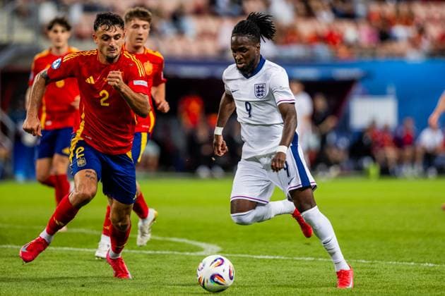 SPAIN U21, U 21 - ENGLAND U21 Marc Pubill of Spain and Jonathan Rowe of England during the UEFA European Under-21 Championship 2025 Quarterfinal football match between Spain U21 and England U21. Stadium City Arena, Trnava, Slovakia, June 21, 2025. Photo by Branislav Racko Copyright: xx 080A2040