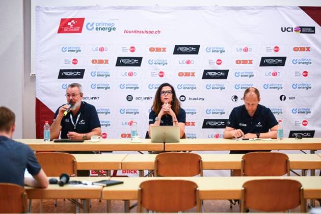 Tour de Suisse 2025 Stage 8 EMMETTEN STOCKHUTTE, SWITZERLAND - JUNE 22 : Buchs Gabriella, CEO of Tour de Suisse, Senn Olivier, Event Director and Loosli David, Sports Director during a press conference, PK, Pressekonferenz during stage 8 of the 88th edition of Tour de Suisse an UCI World Tour 2.UWT Individual Time Trial stage for Men Elite of 10.1 km with start in Beckenried and finish in Emmetten Stockhutte on June 22, 2025 in Emmetten Stockhutte, Switzerland, 22 06 2025 ( Motordriver Kenny Verfaillie - Emmetten Stockhutte Switzerland Copyright: xVincentxKalutx