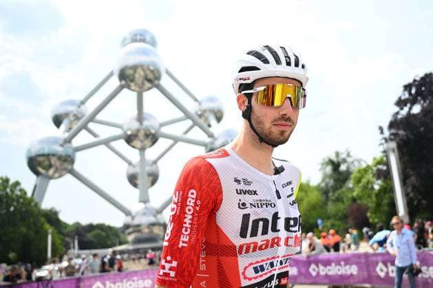 Baloise Belgium Tour 2025 Stage 5 BRUSSEL, BELGIUM - JUNE 22 : Braet Vito (BEL) of Intermarche - Wanty before the start of the race during stage 5 of the 94th edition of Baloise Tour of Belgium an UCI ProSeries 2.Pro cycling road race stage for Men Elite of 183.2 km with start in Brussel and finish in Brussel on June 22, 2025 in Brussel, Belgium, 22 06 2025 ( Motordriver Guy De Vuyst - Brussel Belgium  Copyright: xTomasxSiskx