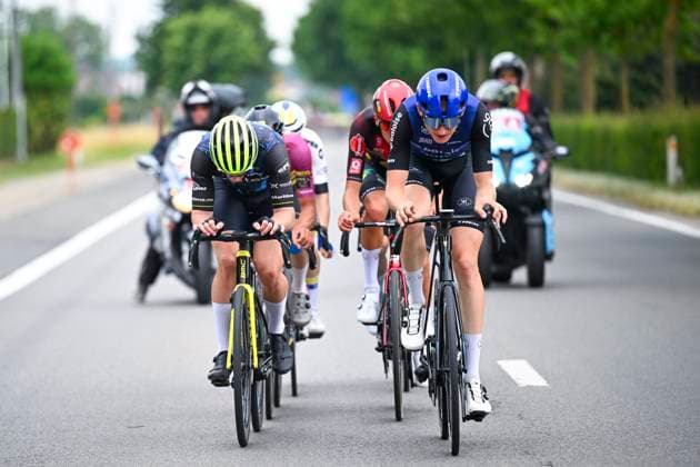 Baloise Belgium Tour 2025 Stage 5 BRUSSEL, BELGIUM - JUNE 22 : Hoogendoorn Roy (NED) of Metec - SOLARWATT p b Mantel, Hillen Michiel (BEL) of Baloise Glowi Lions in the escape pack during stage 5 of the 94th edition of Baloise Tour of Belgium an UCI ProSeries 2.Pro cycling road race stage for Men Elite of 183.2 km with start in Brussel and finish in Brussel on June 22, 2025 in Brussel, Belgium, 22 06 2025 ( Motordriver Guy De Vuyst - Brussel Belgium  Copyright: xTomasxSiskx