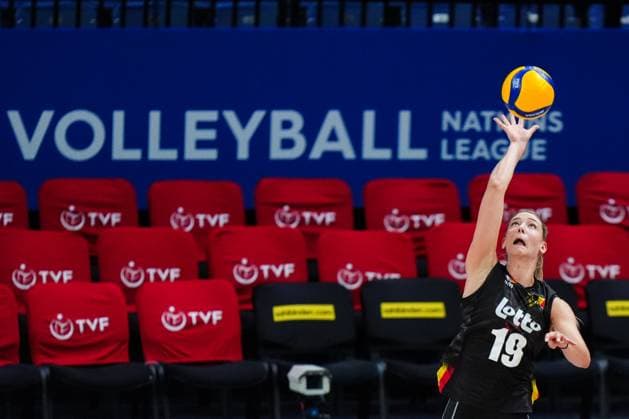 Belgium v Canada - FIVB Volleyball Nations League (VNL) ISTANBUL, TURKIYE - JUNE 22: Silke Van Avermaet (19) of Belgium in action during FIVB Women s Volleyball Nations League (VNL) 2nd week volleyball match between Belgium and Canada at Sinan Erdem Dome in Istanbul, Turkiye on June 22, 2025. Hakan Akgun Anadolu Istanbul Turkey. Editorial use only. Please get in touch for any other usage.  Copyright: x2025xAnadoluxHakanxAkgunx