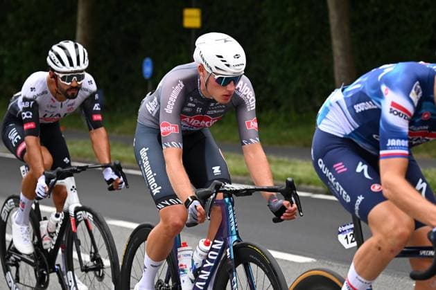 Baloise Belgium Tour 2025 Stage 5 BRUSSEL, BELGIUM - JUNE 22 : Rider of Alpecin - Deceuninck in action during stage 5 of the 94th edition of Baloise Tour of Belgium an UCI ProSeries 2.Pro cycling road race stage for Men Elite of 183.2 km with start in Brussel and finish in Brussel on June 22, 2025 in Brussel, Belgium, 22 06 2025 ( Motordriver Guy De Vuyst - Brussel Belgium  Copyright: xTomasxSiskx