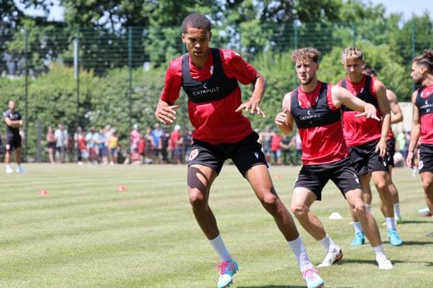 Neuzugang Nyamekye Awortwie-Grant (Energie Cottbus) Fussball 3. Liga 2025 2026 FC Energie Cottbus - Trainingsauftakt *** New signing Nyamekye Awortwie Grant Energie Cottbus Football 3 Liga 2025 2026 FC Energie Cottbus Training kick-off