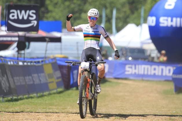 UCI MTB World Cup - XCO Pierre Teyssot MAXPPP ; UCI MTB World Cup - XCO. Commezzadura, Italy on June 22, 2025. Cross-Country Olympic Race, Women, Puck Pieterse (NED) Pierre Teyssot Maxppp Commezzadura Trentino Italy  Copyright: xMAXPPPxPierrexTeyssotx PT1_5094 PT1_5094