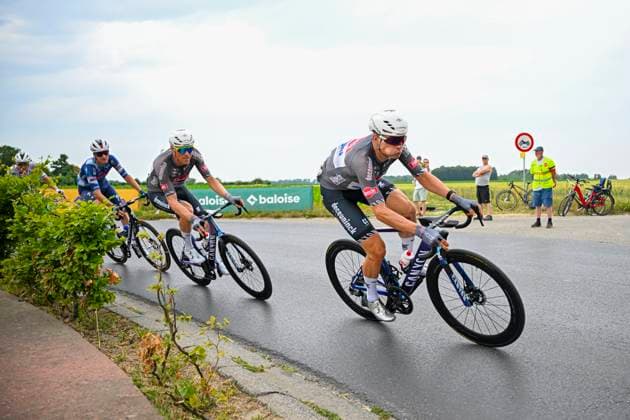 Baloise Belgium Tour 2025 Stage 5 BRUSSEL, BELGIUM - JUNE 22 : Philipsen Jasper (BEL) of Alpecin-Deceuninck in action during stage 5 of the 94th edition of Baloise Tour of Belgium an UCI ProSeries 2.Pro cycling road race stage for Men Elite of 183.2 km with start in Brussel and finish in Brussel on June 22, 2025 in Brussel, Belgium, 22 06 2025 ( Motordriver Guy De Vuyst - Brussel Belgium  Copyright: xTomasxSiskx