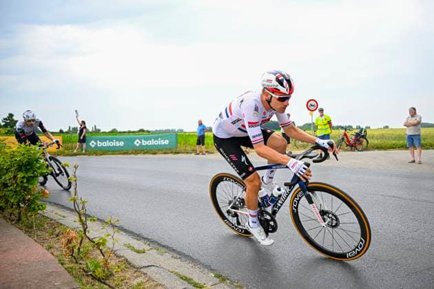 Baloise Belgium Tour 2025 Stage 5 BRUSSEL, BELGIUM - JUNE 22 : Hayter Ethan (GBR) of Soudal Quick-Step in action during stage 5 of the 94th edition of Baloise Tour of Belgium an UCI ProSeries 2.Pro cycling road race stage for Men Elite of 183.2 km with start in Brussel and finish in Brussel on June 22, 2025 in Brussel, Belgium, 22 06 2025 ( Motordriver Guy De Vuyst - Brussel Belgium  Copyright: xTomasxSiskx