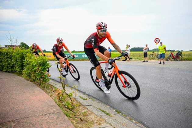 Baloise Belgium Tour 2025 Stage 5 BRUSSEL, BELGIUM - JUNE 22 : Ganna Filippo (ITA) of INEOS Grenadiers in action during stage 5 of the 94th edition of Baloise Tour of Belgium an UCI ProSeries 2.Pro cycling road race stage for Men Elite of 183.2 km with start in Brussel and finish in Brussel on June 22, 2025 in Brussel, Belgium, 22 06 2025 ( Motordriver Guy De Vuyst - Brussel Belgium  Copyright: xTomasxSiskx