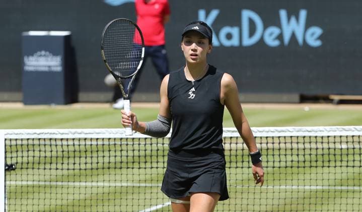 Wang Xinyu (CHN) im Steffi Graf Stadion Finale HYLO Berlin Tennis Open Damen auf Rasen 22.06.2025