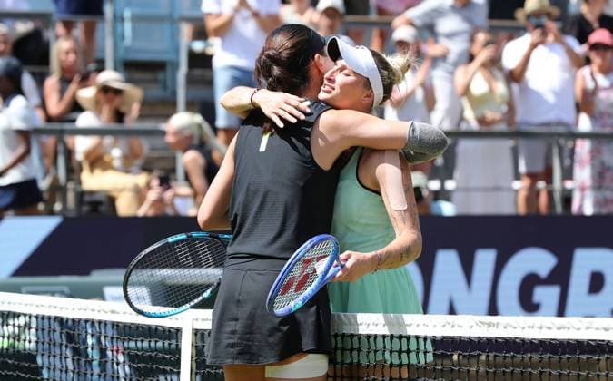 Marketa Vondrousova (CZE) jubelt nach Sieg gegen Wang Xinyu (CHN) im Steffi Graf Stadion Finale HYLO Berlin Tennis Open Damen auf Rasen 22.06.2025