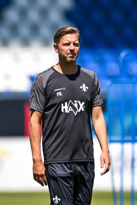 Florian Kohfeldt (SV Darmstadt 98, Trainer), GER, Trainingsauftakt, SV Darmstadt 98 Fussball, 2. Bundesliga, Spielzeit 2025 2026, 22.06.2025 GER, Trainingsauftakt, SV Darmstadt 98 Fussball, 2. Bundesliga, Spielzeit 2025 2026, 22.06.2025 Darmstadt