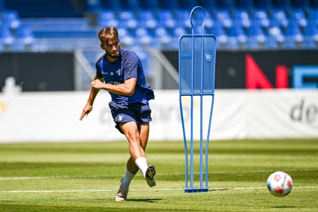 Killian Corredor (SV Darmstadt 98, 34) am Ball, GER, Trainingsauftakt, SV Darmstadt 98 Fussball, 2. Bundesliga, Spielzeit 2025 2026, 22.06.2025 GER, Trainingsauftakt, SV Darmstadt 98 Fussball, 2. Bundesliga, Spielzeit 2025 2026, 22.06.2025 Darmstadt