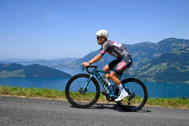 Tour de Suisse 2025 Stage 8 EMMETTEN STOCKHUTTE, SWITZERLAND - JUNE 22 : Van Den Bossche Fabio (BEL) of Alpecin - Deceuninck in action during stage 8 of the 88th edition of Tour de Suisse an UCI World Tour 2.UWT Individual Time Trial stage for Men Elite of 10.1 km with start in Beckenried and finish in Emmetten Stockhutte on June 22, 2025 in Emmetten Stockhutte, Switzerland, 22 06 2025 ( Motordriver Kenny Verfaillie - Emmetten Stockhutte Switzerland  Copyright: xVincentxKalutx