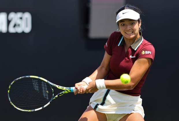 22nd June 2025; Devonshire Park, Eastbourne, East Sussex, England: Lexus International Eastbourne, Qualifying Day 2; Alexandra Eala (PHI) plays a forehand shot against Hailey Baptiste (USA)  ActionPlus12804203 HongboxChen