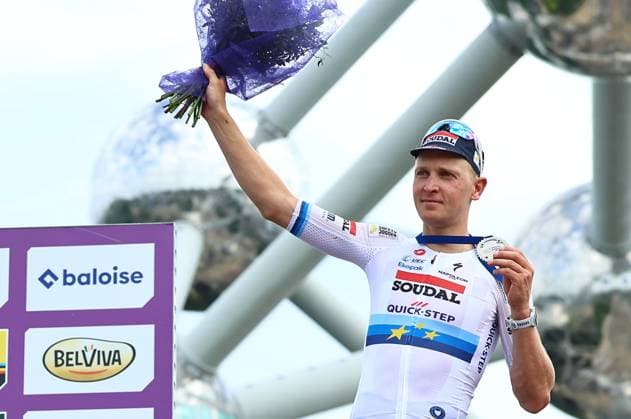 Belgian Tim Merlier of Soudal Quick-Step celebrates on the podium after winning stage 5, the last stage of the Baloise Belgium Tour cycling race, from and to Brussels (183,2 km), Sunday 22 June 2025. The Baloise Belgium Tour takes place from 18 to 22 June. DAVIDxPINTENS  x127571575x