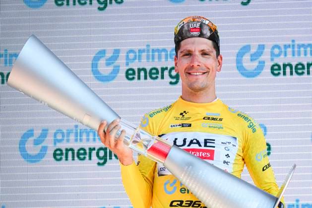 Tour de Suisse 2025 Stage 8 EMMETTEN STOCKHUTTE, SWITZERLAND - JUNE 22 : Almeida Joao (POR) of UAE Team Emirates - XRG on the podium during stage 8 of the 88th edition of Tour de Suisse an UCI World Tour 2.UWT Individual Time Trial stage for Men Elite of 10.1 km with start in Beckenried and finish in Emmetten Stockhutte on June 22, 2025 in Emmetten Stockhutte, Switzerland, 22 06 2025 ( Motordriver Kenny Verfaillie - Emmetten Stockhutte Switzerland  Copyright: xVincentxKalutx