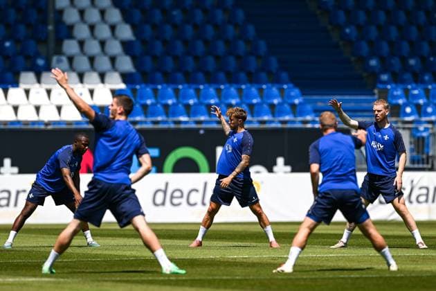 Merveille Papela (SV Darmstadt 98 , 21), Luca Marseiler (SV Darmstadt 98, 08) und Kai Klefisch (SV Darmstadt 98, 17) beim Training, GER, Trainingsauftakt, SV Darmstadt 98 Fussball, 2. Bundesliga, Spielzeit 2025 2026, 22.06.2025 GER, Trainingsauftakt, SV Darmstadt 98 Fussball, 2. Bundesliga, Spielzeit 2025 2026, 22.06.2025 Darmstadt