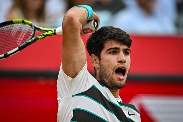 22nd June 2025; HSBC Championships, Queens Club, West Kensington, London, England: HSBC Mens Championships Queens Club, Day 7; Carlos Alcaraz (ESP) hits a forehand in the final against Jiri Lehecka (CZE)  ActionPlus12804266 GodfreyxPitt