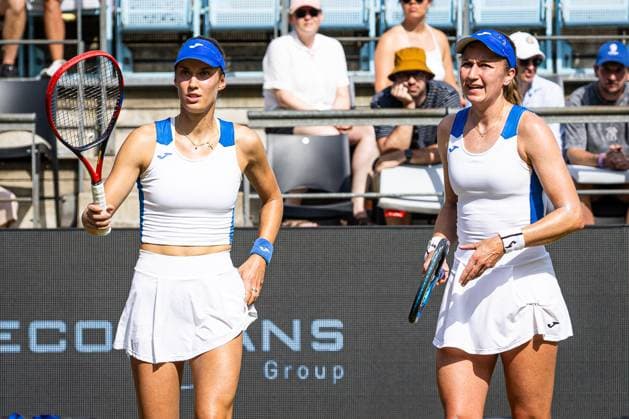 Tereza MIHALIKOVA SVK und Olivia NICHOLLS GBR freuen sich über ihren Sieg, Berlin Tennis Open by HYLO 2025, Berlin, LTTC Rot-Weiß , 22.06.2025, Copyright: xClaudioxGärtnerx