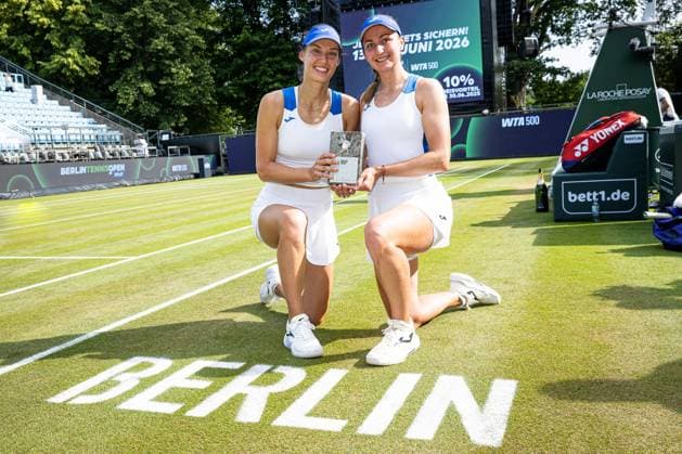 Die Siegerinnen im Doppel 2025: Olivia NICHOLLS GBR und Tereza MIHALIKOVA SVK, Berlin Tennis Open by HYLO 2025, Berlin, LTTC Rot-Weiß , 22.06.2025, Copyright: xClaudioxGärtnerx