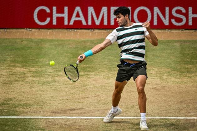22nd June 2025; HSBC Championships, Queens Club, West Kensington, London, England: HSBC Mens Championships Queens Club, Day 7; Carlos Alcaraz (ESP) hits a forehand in the final against Jiri Lehecka (CZE)  ActionPlus12804528 GodfreyxPitt