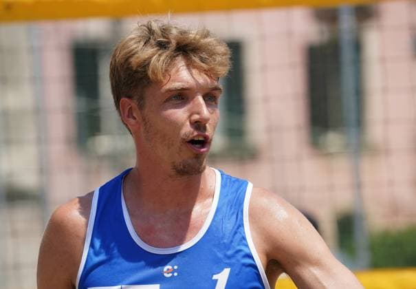 Volleyball World Beach Tour Futures Messina Mollgaard and Houmann (DEN) play against Hopt and Pfretzschner (GER) in the final for third place in the men s tournament at the Volleyball World Beach Pro Tour Futures in Messina, Italy, on June 22, 2025. Messina Italy  Copyright: xGabrielexMaricchiolox originalFilename:maricchiolo-volleyba250622_npSoZ.jpg