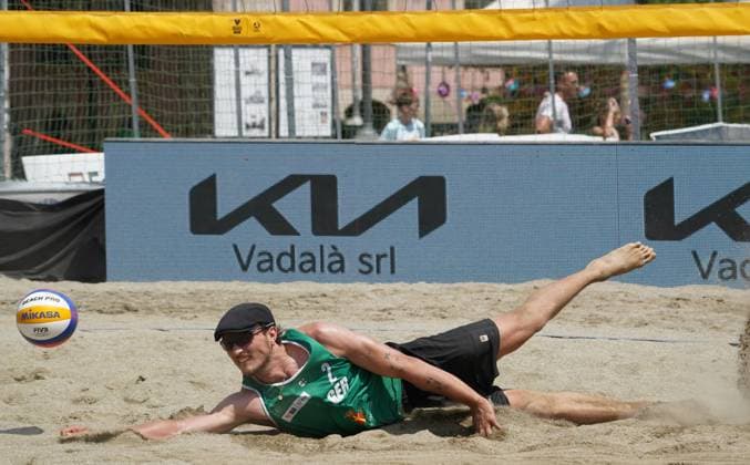 Volleyball World Beach Tour Futures Messina Mollgaard and Houmann (DEN) play against Hopt and Pfretzschner (GER) in the final for third place in the men s tournament at the Volleyball World Beach Pro Tour Futures in Messina, Italy, on June 22, 2025. Messina Italy  Copyright: xGabrielexMaricchiolox originalFilename:maricchiolo-volleyba250622_npEd1.jpg