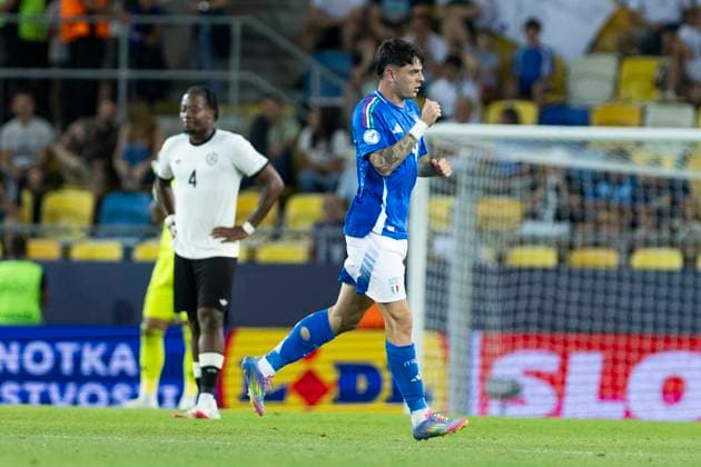 UEFA U21, U 21 Europameisterschaft, Viertelfinale: Deutschland - Italien; 22.06.2025 Giuseppe Ambrosino (Italien, 9) jubelt nach seinem Tor bei der UEFA U21-Europameisterschaft im Viertelfinalspiel Deutschland - Italien, am 22.06.2025, DAC Arena, Dunajska Streda, Slowakei Copyright: xBEAUTIFULxSPORTS Meuselx