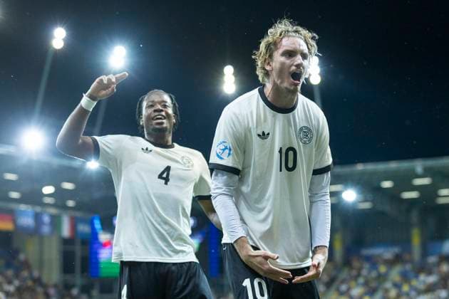 UEFA U21, U 21 Europameisterschaft, Viertelfinale: Deutschland - Italien; 22.06.2025 4 und Nick Woltemade (Deutschland, 10) jubeln bei der UEFA U21-Europameisterschaft im Viertelfinalspiel Deutschland - Italien, am 22.06.2025, DAC Arena, Dunajska Streda, Slowakei Copyright: xBEAUTIFULxSPORTS Meuselx