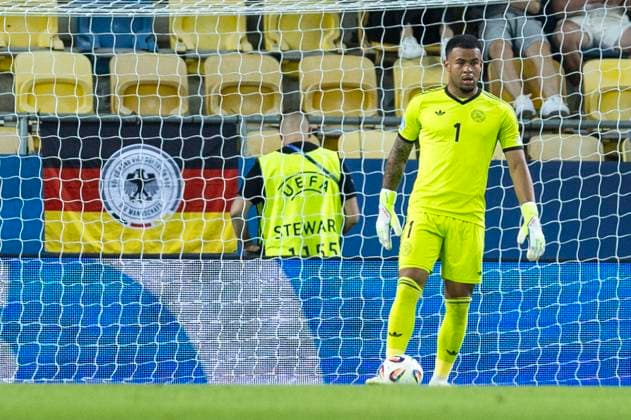 UEFA U21, U 21 Europameisterschaft, Viertelfinale: Deutschland - Italien; 22.06.2025 Noah Atubolu (Deutschland, 1) bei der UEFA U21-Europameisterschaft im Viertelfinalspiel Deutschland - Italien, am 22.06.2025, DAC Arena, Dunajska Streda, Slowakei Copyright: xBEAUTIFULxSPORTS Meuselx