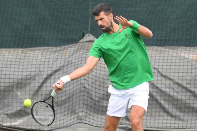 Ahead of Wimbledon Tennis Championships LONDON, UNITED KINGDOM - JUNE 23: Serbian tennis player Novak Djokovic plays on the grass practice courts ahead of the Wimbledon tennis championships held at the All England Lawn Tennis and Croquet Club in London, United Kingdom on June 23, 2025. Ray Tang Anadolu London United Kingdom. Editorial use only. Please get in touch for any other usage.  Copyright: x2025xAnadoluxRayxTangx