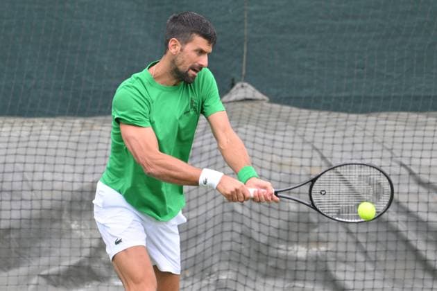 Ahead of Wimbledon Tennis Championships LONDON, UNITED KINGDOM - JUNE 23: Serbian tennis player Novak Djokovic plays on the grass practice courts ahead of the Wimbledon tennis championships held at the All England Lawn Tennis and Croquet Club in London, United Kingdom on June 23, 2025. Ray Tang Anadolu London United Kingdom. Editorial use only. Please get in touch for any other usage.  Copyright: x2025xAnadoluxRayxTangx