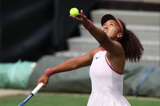 Bad Homburg am 23.06.2025 Tennis Damen Turnier WTA, Tennis Damen 500 Bad Homburg Open powered by Solarwatt 2025 Match Naomi Osaka (JPN) gegen Olga Danilovic (SER) v.l., Naomi Osaka (JPN) macht einen Aufschlag. Copyright: JoaquimxFerreira