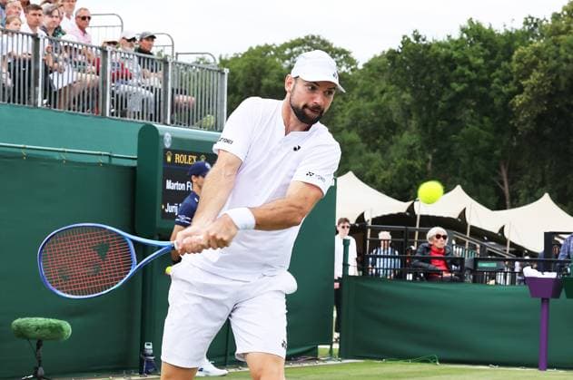 TENNIS - Wimbledon 2025 LONDON,ENGLAND,23.JUN.25 - TENNIS - ATP, Tennis Herren World Tour, Wimbledon, Grand Slam, qualification. Image shows Jurij Rodionov (AUT).  GEPAxpictures xAlanxGrieves