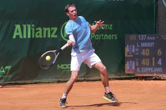 Milan: Luka Mikrut vs Kimmer Coppejans, ATP, Tennis Herren Challenger Tour Milan 2025 Italy, Milan, 2025 06 23: Kimmer Coppejans forehand shot during tennis match between Luka Mikrut (CRO) vs Kimmer Coppejans (BEL), ATP Challenger Tour Milan 2025, 1st Round, Aspria Tennis Club Italy, Milan, 2025 06 23: tennis match between Luka Mikrut (CRO) vs Kimmer Coppejans (BEL), ATP Challenger Tour Milan 2025, 1st Round, Aspria Tennis Club. Milan Italy Copyright: FabrizioxAndreaxBertani