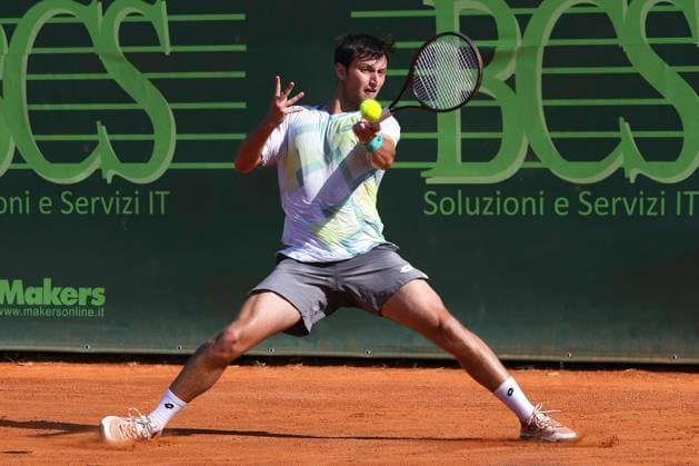 Italy: 1st Round ATP, Tennis Herren Challenger Tour Milan 2025, Dino Prizmic vs Gabriele Piraino Italy, Milan, 2025 06 23: Gabriele Piraino forehand shot during tennis match between Dino Prizmic (CRO) vs Gabriele Piraino (ITA), ATP Challenger Tour Milan 2025, 1st Round, Aspria Tennis Club Italy, Milan, 2025 06 23: tennis match between Dino Prizmic (CRO) vs Gabriele Piraino (ITA), ATP Challenger Tour Milan 2025, 1st Round, Aspria Tennis Club Milan Italy Copyright: FabrizioxAndreaxBertani