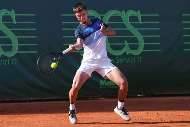 Italy: 1st Round ATP, Tennis Herren Challenger Tour Milan 2025, Dino Prizmic vs Gabriele Piraino Italy, Milan, 2025 06 23: Dino Prizmic forehand shot during tennis match between Dino Prizmic (CRO) vs Gabriele Piraino (ITA), ATP Challenger Tour Milan 2025, 1st Round, Aspria Tennis Club Italy, Milan, 2025 06 23: tennis match between Dino Prizmic (CRO) vs Gabriele Piraino (ITA), ATP Challenger Tour Milan 2025, 1st Round, Aspria Tennis Club Milan Italy Copyright: FabrizioxAndreaxBertani