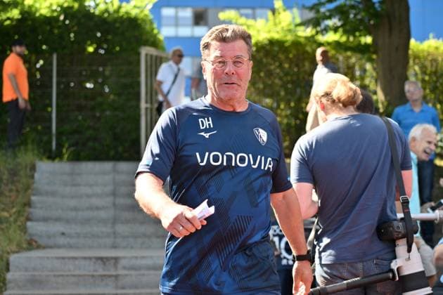 Trainer Dieter Hecking (VfL Bochum) 25.06.2025, Fussball 2. Bundesliga, Saison 2025 2026, Trainingsauftakt VfL Bochum Bochum Nordrhein Westfalen Deutschland