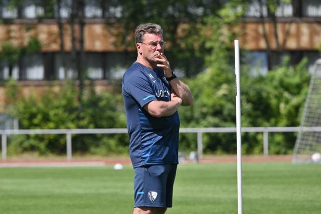 Trainer Dieter Hecking (VfL Bochum) 25.06.2025, Fussball 2. Bundesliga, Saison 2025 2026, Trainingsauftakt VfL Bochum Bochum Nordrhein Westfalen Deutschland