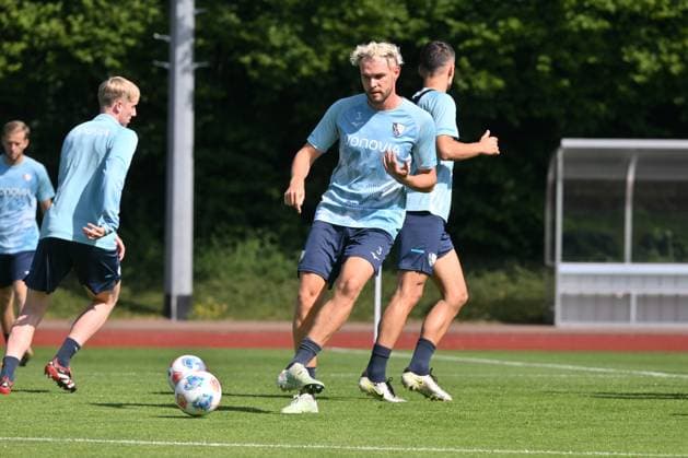 Philipp Strompf (VfL Bochum) 25.06.2025, Fussball 2. Bundesliga, Saison 2025 2026, Trainingsauftakt VfL Bochum Bochum Nordrhein Westfalen Deutschland