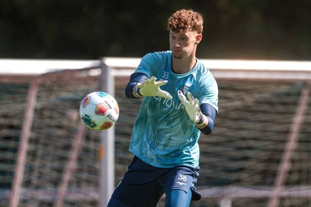 25.06.2025, Trainingsauftakt VfL Bochum 1848, Torwart Hugo Rollere (VfL Bochum 1848), Bochum Trainingsgelände VfL Bochum 1848 NRW Deutschland xRHR-FOTO DEx