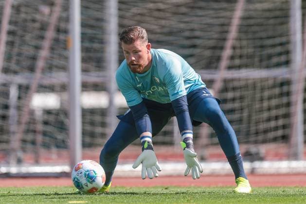 25.06.2025, Trainingsauftakt VfL Bochum 1848, Torwart Timo Horn (VfL Bochum 1848), Bochum Trainingsgelände VfL Bochum 1848 NRW Deutschland xRHR-FOTO DEx